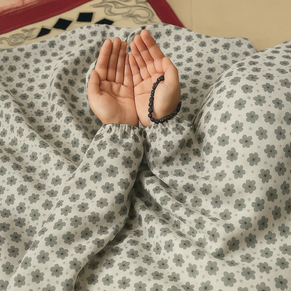 Namaz Chaddar - Floras white