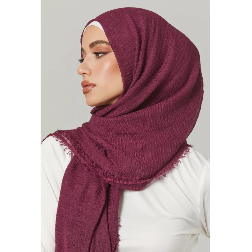 Crimps Hijab -Burgundy